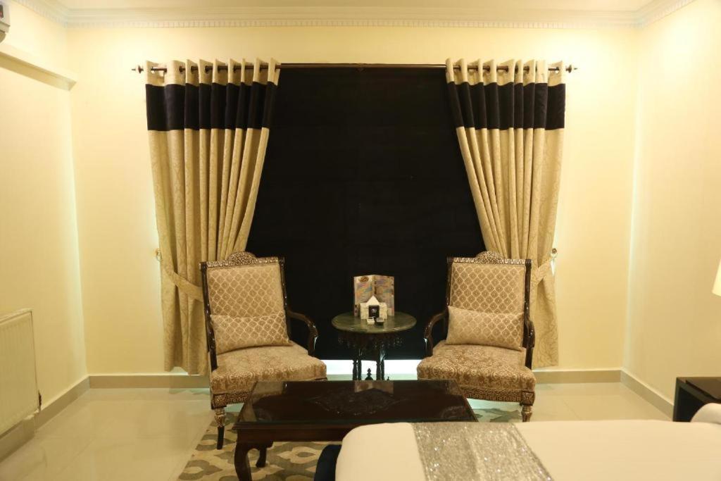 Grace Boutique Hotel Islamabad Exteriör bild