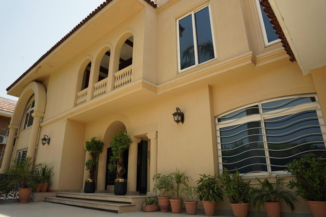 Grace Boutique Hotel Islamabad Exteriör bild